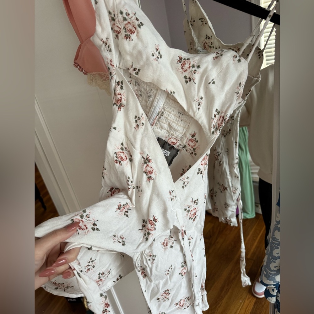 Reformation white floral wrap mini dress size 0